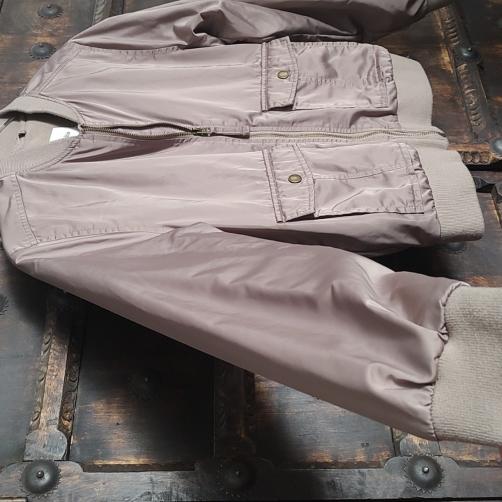 Abercrombie Satin Jacket - Picture 7 of 16